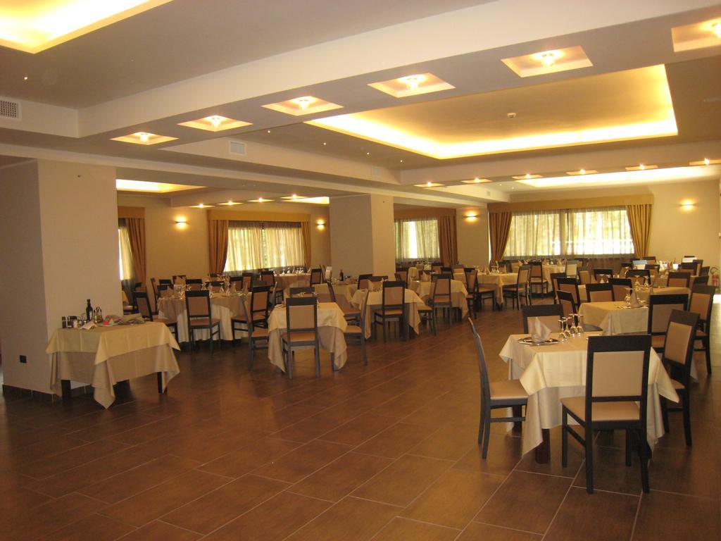 Parco Dei Pini - Sila Wellness Hotel Taverna  Luaran gambar